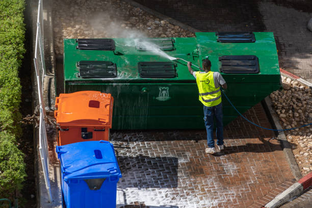 Best Deck Cleaning Services  in Cobden, IL